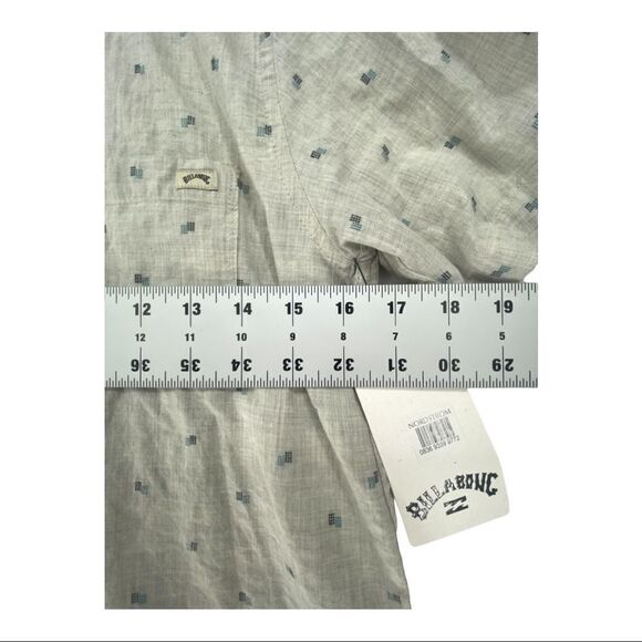 NWT Boys Medium Billabong Gray Short Sleeve Button Down - Picture 5 of 7